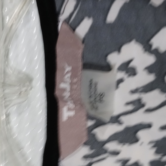 Tanjay blouse - Picture 2 of 3